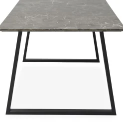 Amy Spisebord 220 x 94 x 74 cm, plade i brun marmor + trapezben i sort metal