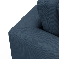 Angolo venstrevendt sofa med pufafslutning