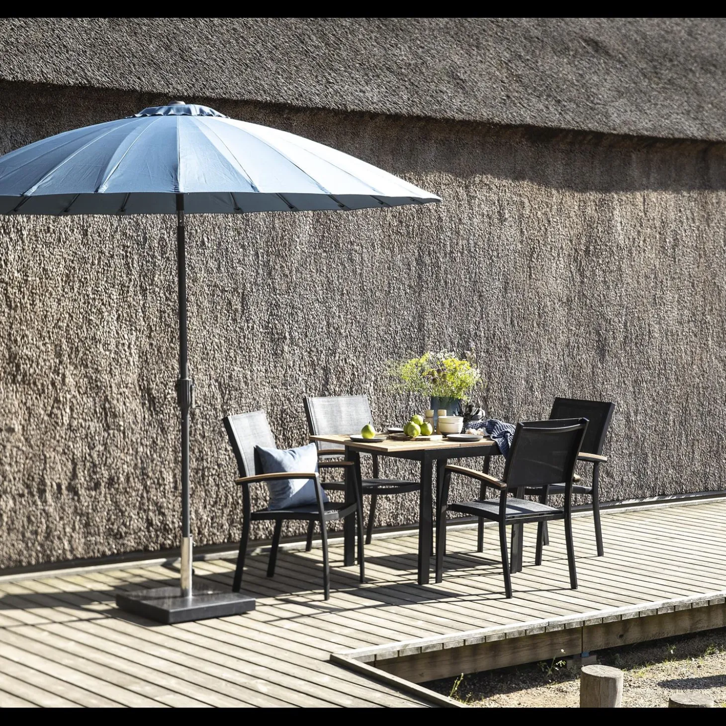 Askia Havebord 126 x 75 x 75 cm