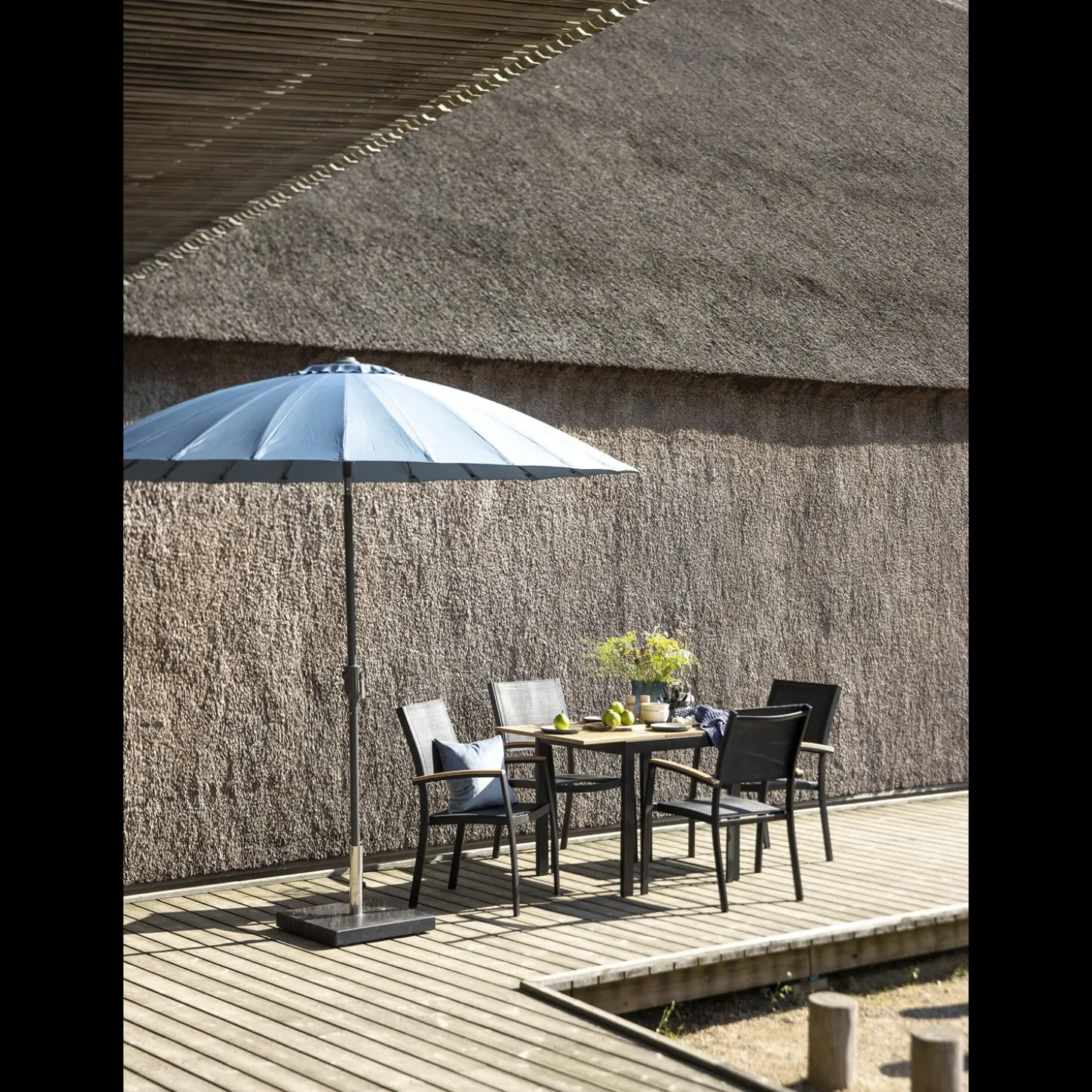 Askia Havebord 126 x 75 x 75 cm