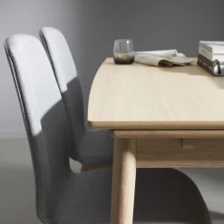 Curve Spisebord 122 x 82 x 75 cm