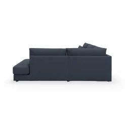 Halmstad højrevendt hjørnesofa med pufafslutning