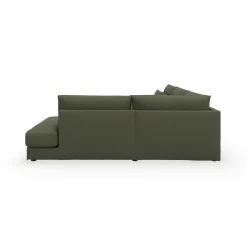 Halmstad højrevendt hjørnesofa med pufafslutning