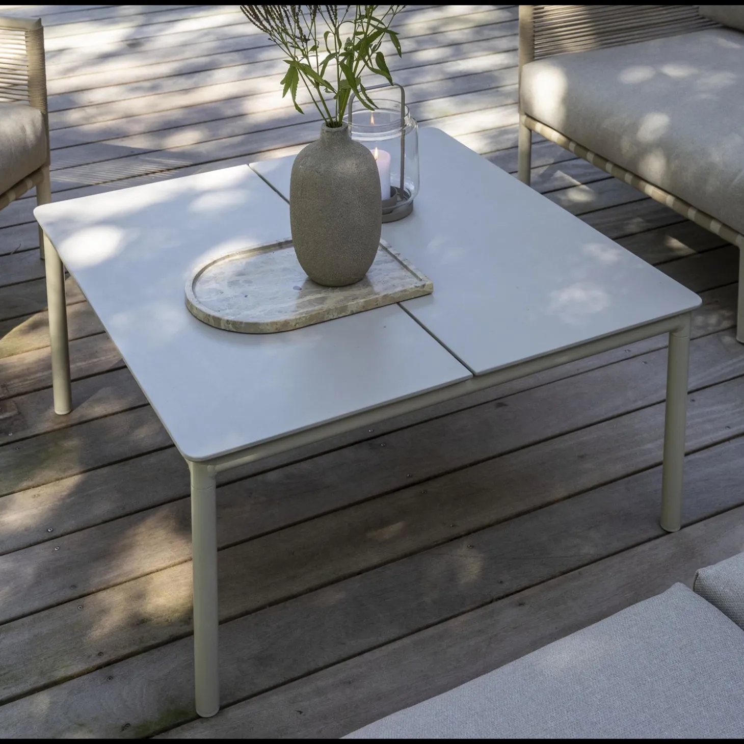 Horizon Loungebord 90 x 90 x 42 cm