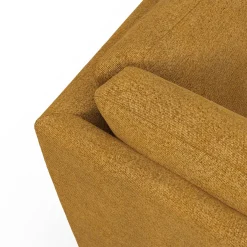 Lean venstrevendt hjørnesofa med pufafslutning