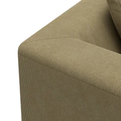 Solaro højrevendt hjørnesofa med pufafslutning