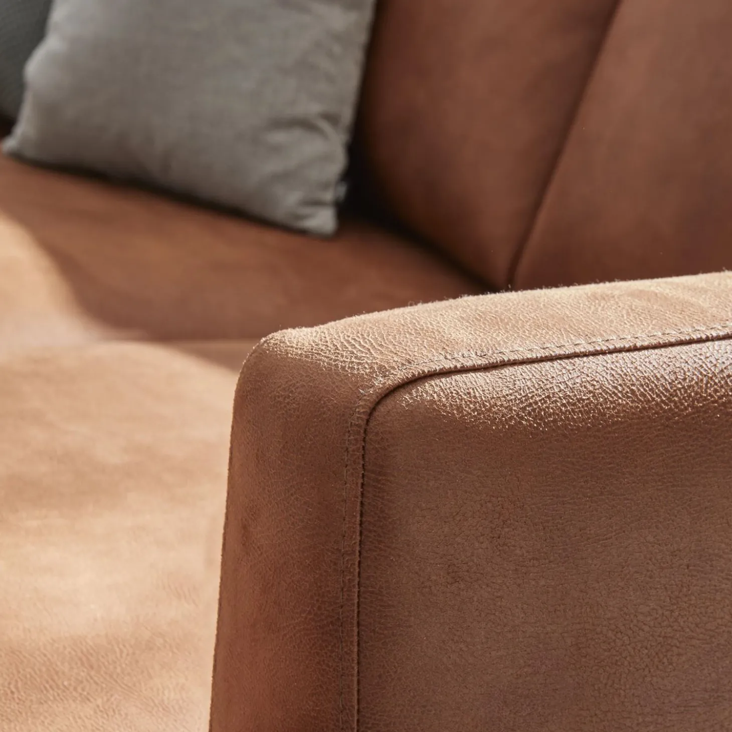 Springfield højrevendt sofa med chaiselong