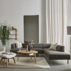 Teron højrevendt sofa med pufafslutning