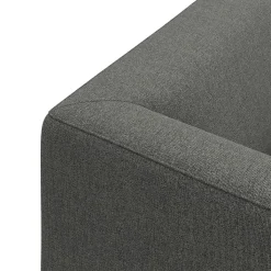 Teron højrevendt sofa med pufafslutning