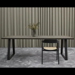 Timber 240 x 100 x 75 cm Spisebord 240 x 100 x 74 cm