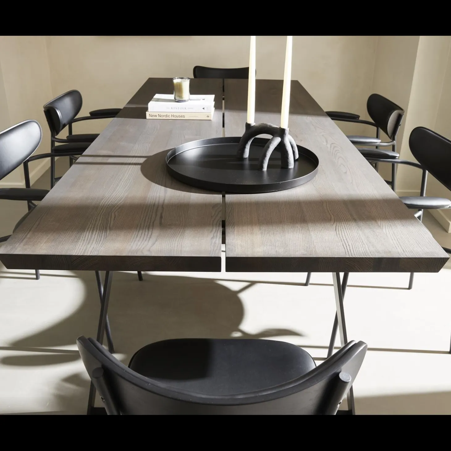 Timber 240 x 100 x 75 cm Spisebord 240 x 100 x 74 cm
