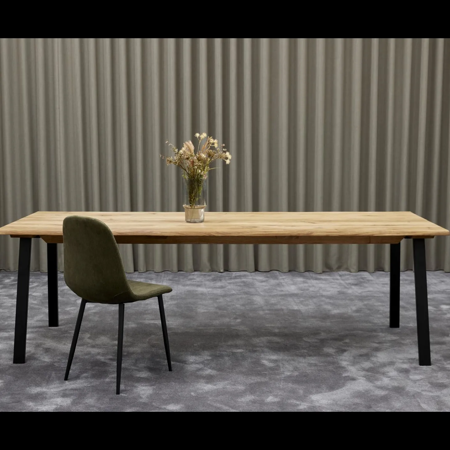 True Spisebord 240 x 95 x 75 cm